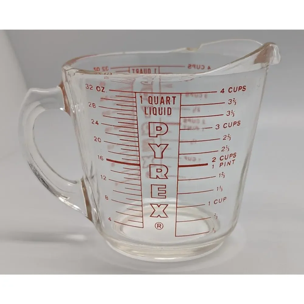 2 PYREX Glass Measuring Cups - VTG 4 Qt 